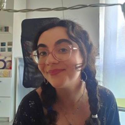 Foto de perfil de Laura Laurel Dafne