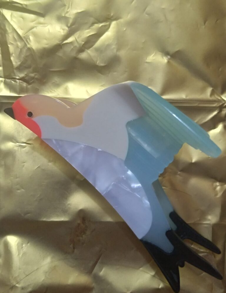 Paloma hecha de papel